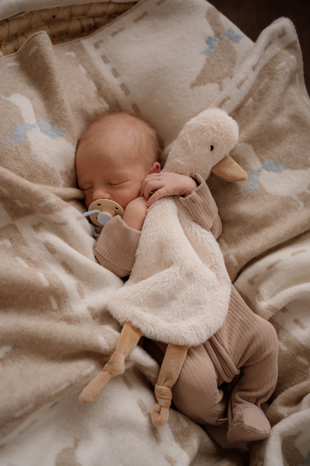 Goosey Gander Knitted Blanket