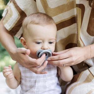 The Pop & Go Pacifier - Oh Happy Grey
