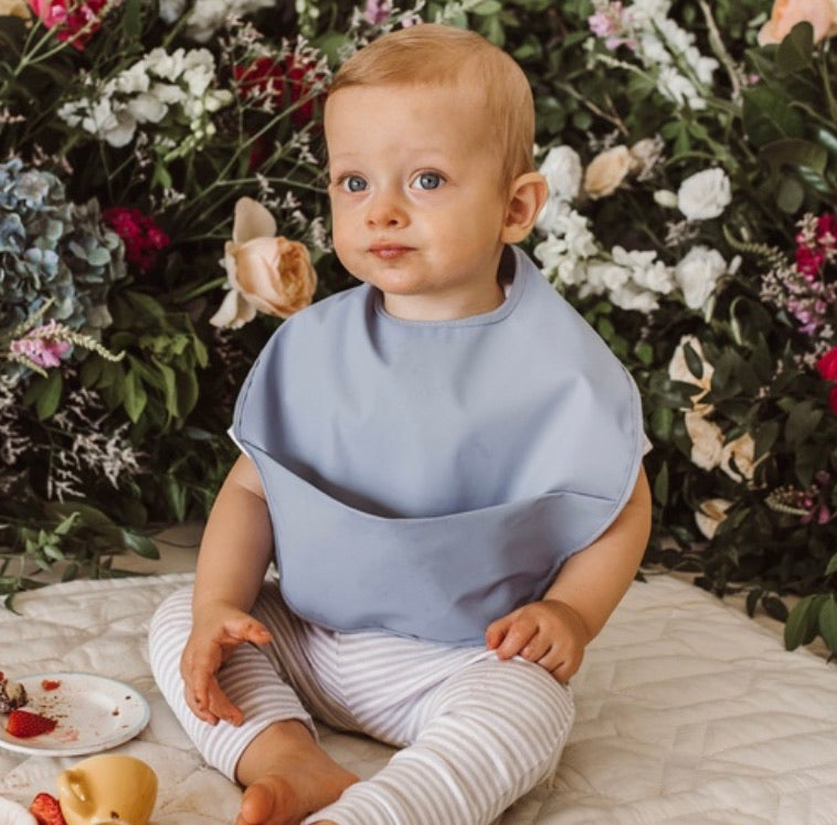 Snuggle Bib Waterproof | Sky