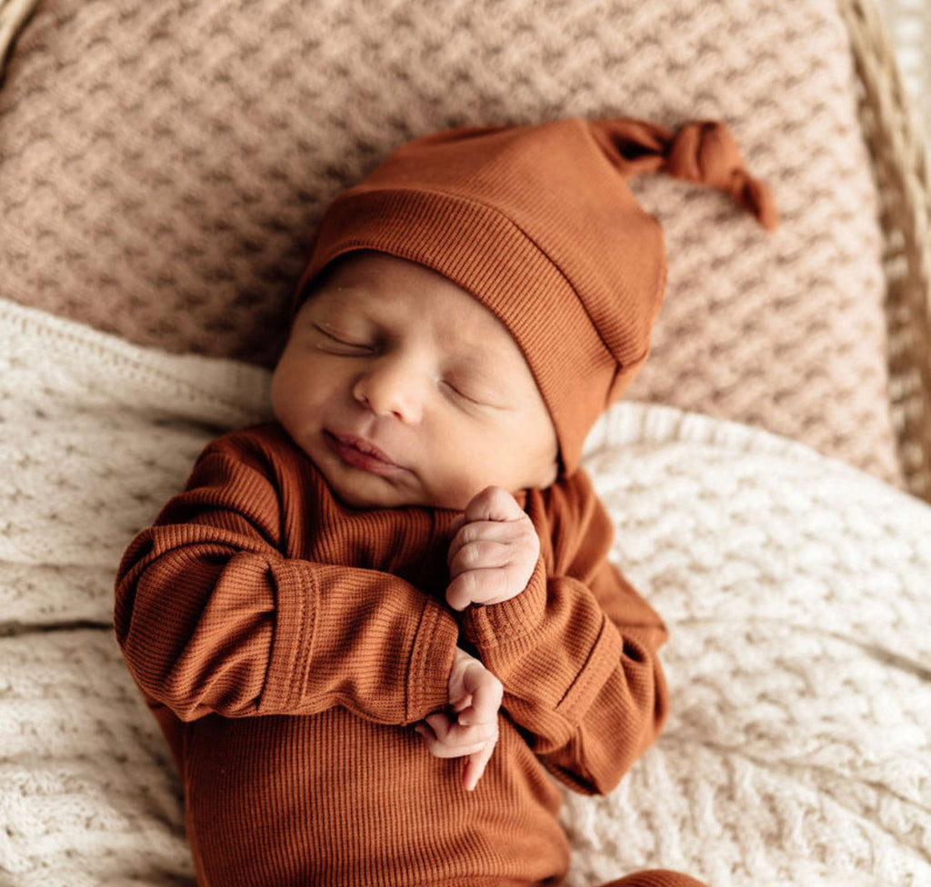 Biscuit Ribbed Knotted Beanie