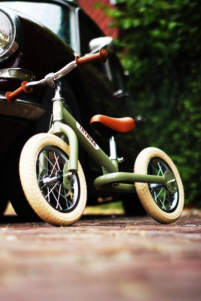 Vintage Trybike Cream Tyres and Chrome assorted colours Oh