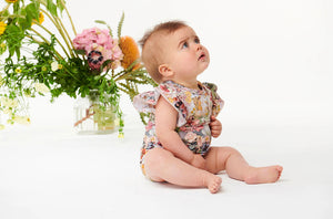 KIP&CO X FLOWER FAIRIES MAKE A WISH ORGANIC SS FRILL ROMPER